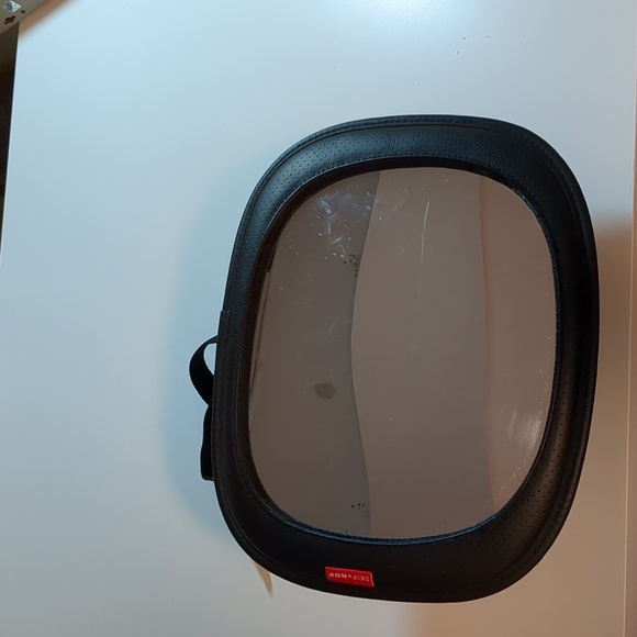 Skip Hop Car Mirror - Picture 1 of 4